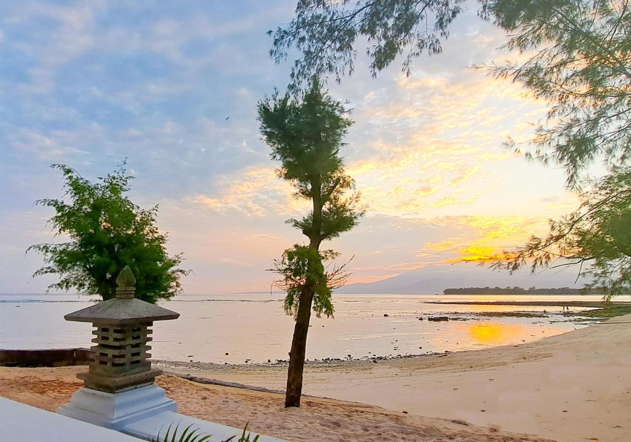 Gili Beachfront Suites Gili Trawangan Eksteriør bilde