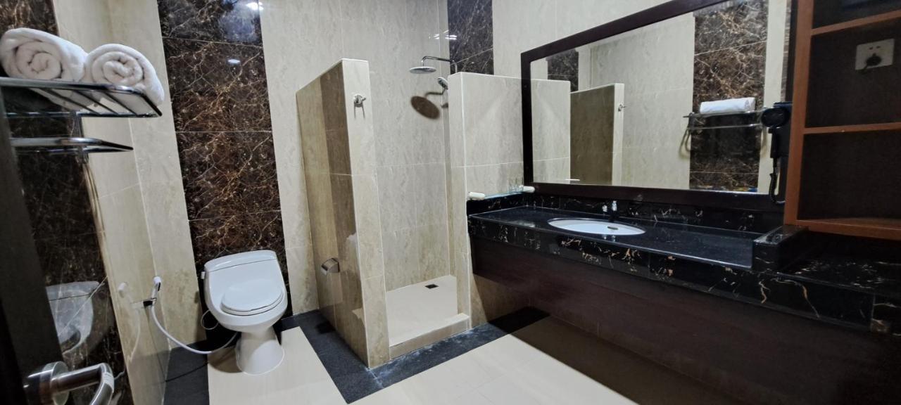 Gili Beachfront Suites Gili Trawangan Eksteriør bilde